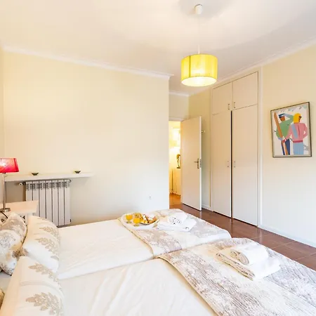 Junto A - By Smarthomes São Martinho do Porto